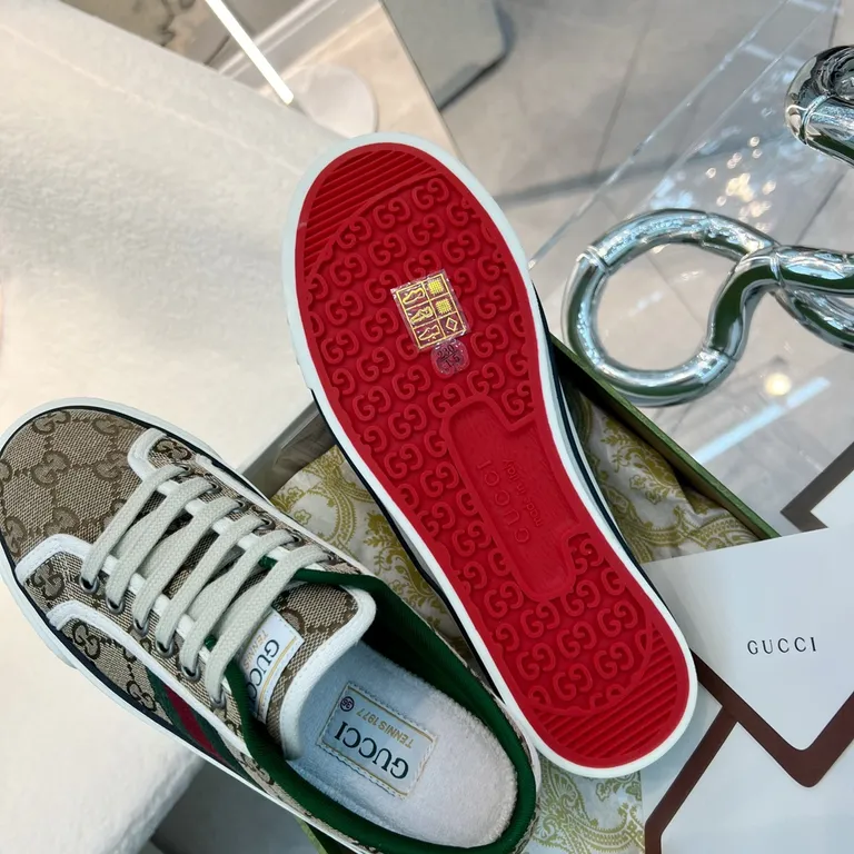 Gucci Shoe 